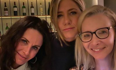 Friends stars Jennifer Aniston, Courteney Cox, Lisa Kudrow reunite